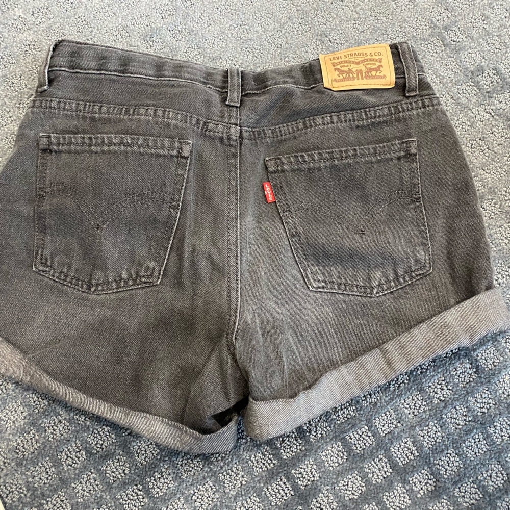 Girls Levi’s short